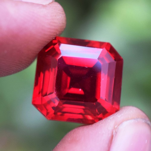 Rubino rosso naturale birmano