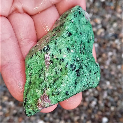 Rubino zoisite - zoisite,